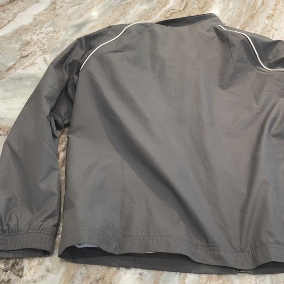 Boys XXL Under Armour Jacket - Picture 6 of 14